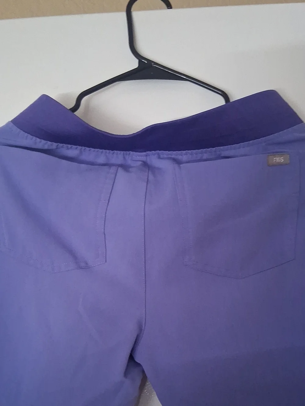 FIGS Womens Purple Scrub Top and Jogger Set